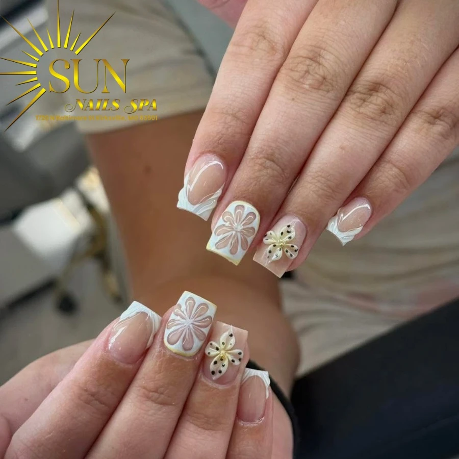 Trending August Nail Looks